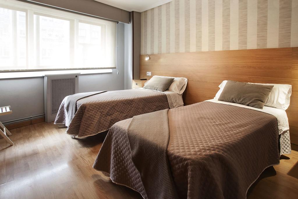Hostal Crisol A Coruña Buitenkant foto