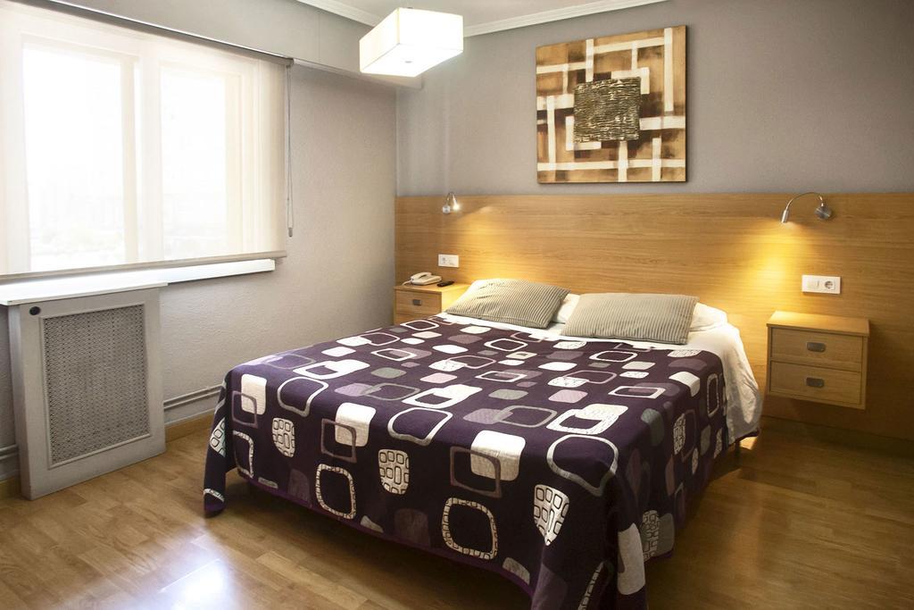 Hostal Crisol A Coruña Buitenkant foto